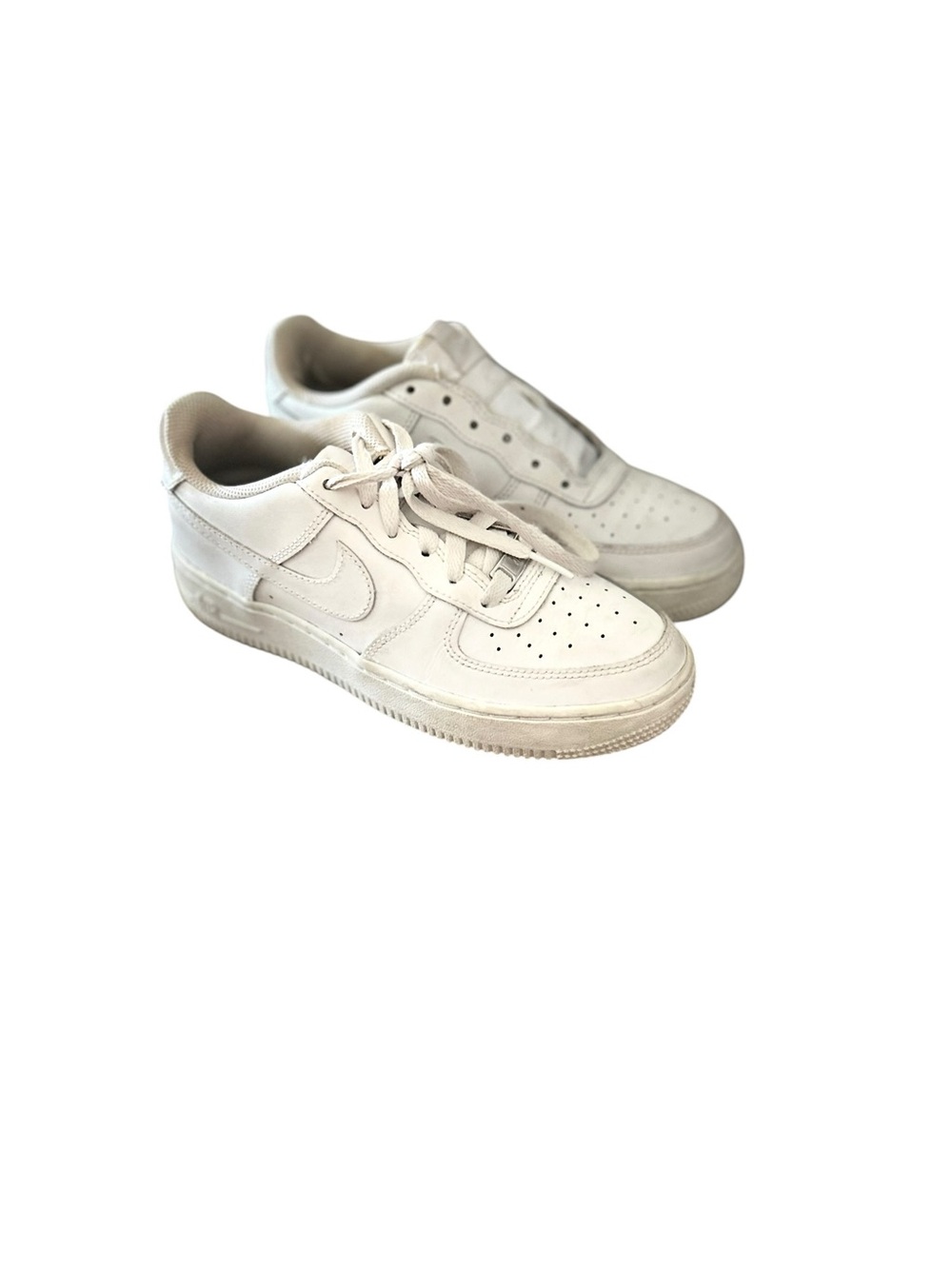 Nike Kids White Low-Top Sneakers with Subtle Off-White Tones